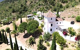 Castle Tower Apartment In Rural Holiday Park 'Picasso'